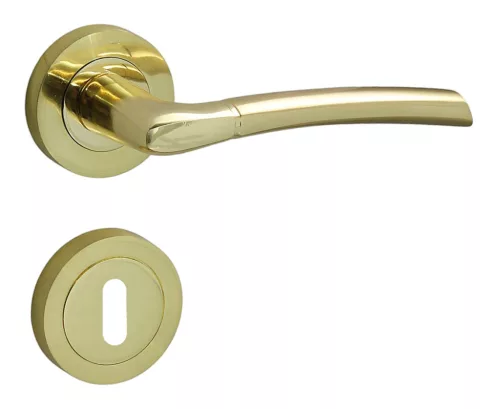 Figo (Fino Vesta) Kupferfarbenes BB