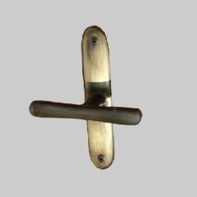   Stefánia Öntött Pajzzsal Antik súrolt felület "T" alakú