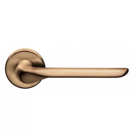   Chop Körrozettás Ajtókilincs Antik Súrolt Felület BB (Maestro)