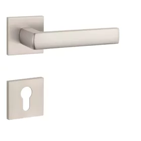   APRILE HOSTA Négyzetrozettás Q SLIM 7MM MSN - Szatén nikkel PZ