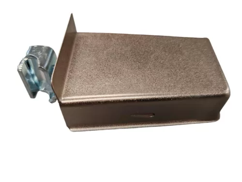 Bútorakasztó Camar 806 takarósapka jobbos inox