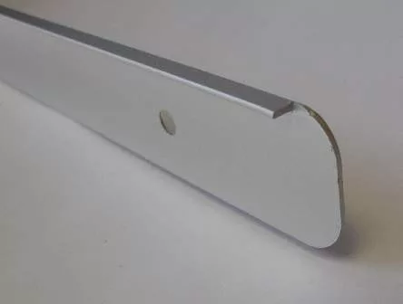 Munkalapelemek végzáró alu 28mm