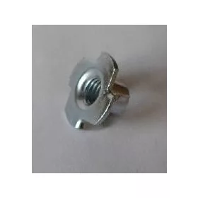 Körmös anya nikkel M6