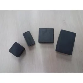 Zártszelvény dugó fekete 20x20mm