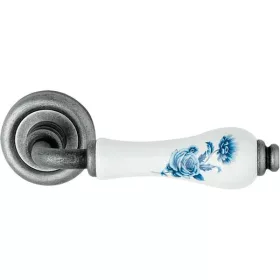   Linea Cali Dalia antik fém körrozettás kilincsgarnitúra kék virágos fehér porcelánnal 600 RB 103 BB