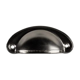 Skive bútorfogantyú 66 mm-es raszterméret fekete cink