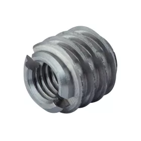 M8 süllyesztett anya 4 db.