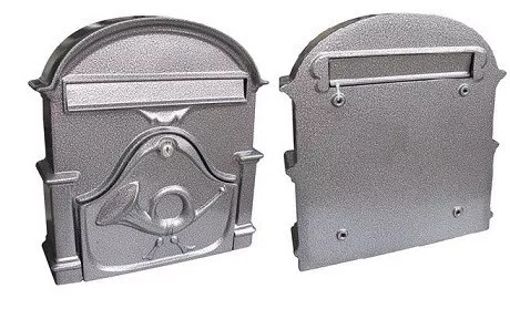 POSTALÁDA ÖNTÖTT EZÜST KÜRTÖS V-330 33*30CM