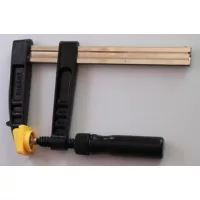 Szerszámok és Segédeszközök