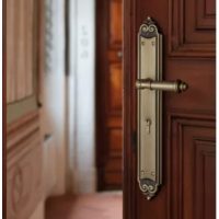 Linea Calí shielded door handles